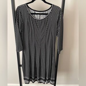 Max Studio Black and White Dotted Long Sleeve Dress